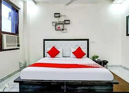 Hotel O Seventy Stay In Sohāna Екстериор снимка
