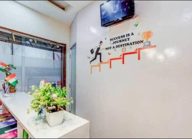 Hotel O Seventy Stay In Sohāna Екстериор снимка