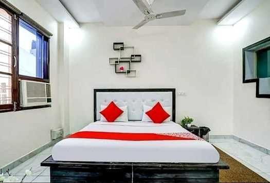 Hotel O Seventy Stay In Sohāna Екстериор снимка
