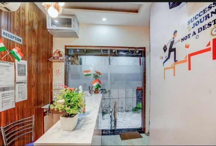 Hotel O Seventy Stay In Sohāna Екстериор снимка