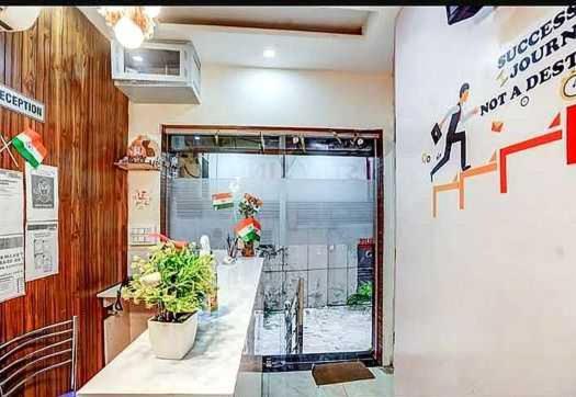 Hotel O Seventy Stay In Sohāna Екстериор снимка